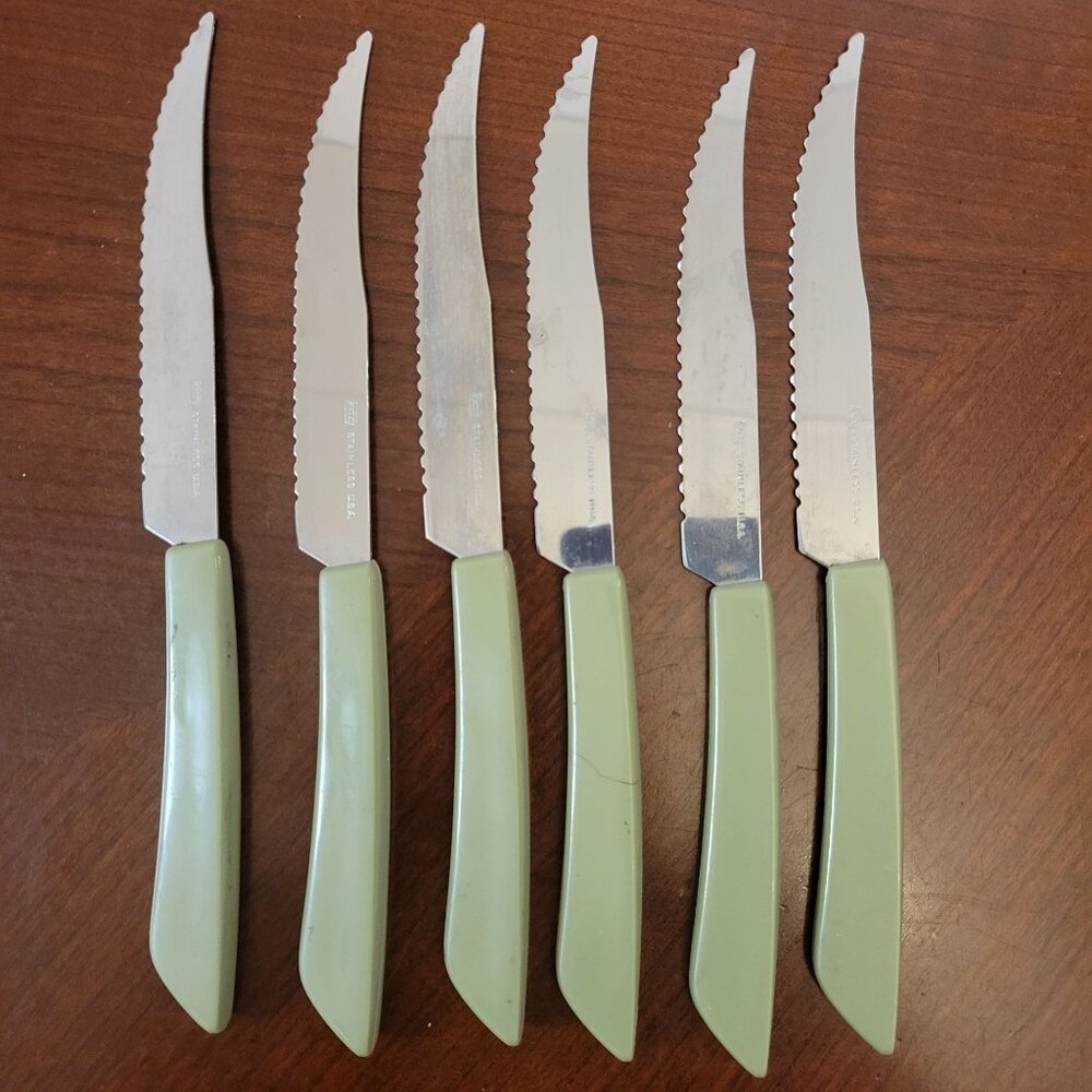 Set Of 6 Vintage Ekco Stainless USA Serrated Steak Knives With Light Green Handl
